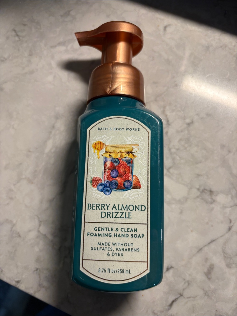 Bath & Body Works Berry Almond Drizzle Foaming Hand Soap — Teal & Copper